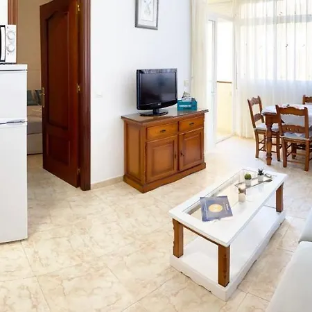 Aurinko 5 Segundo Luminoso Con Vistas En Apartment